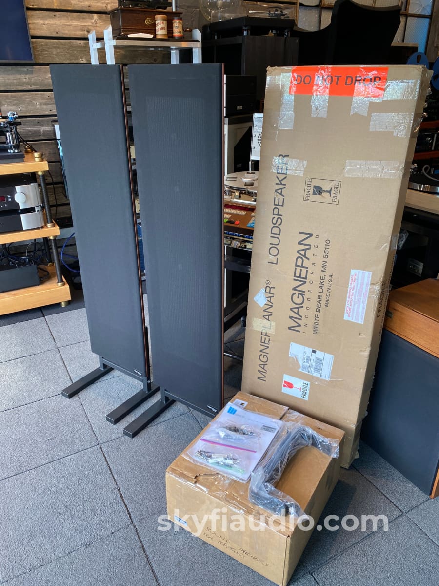 Magnepan Lrs Magnetic Planar Speakers With Stands Complete Set