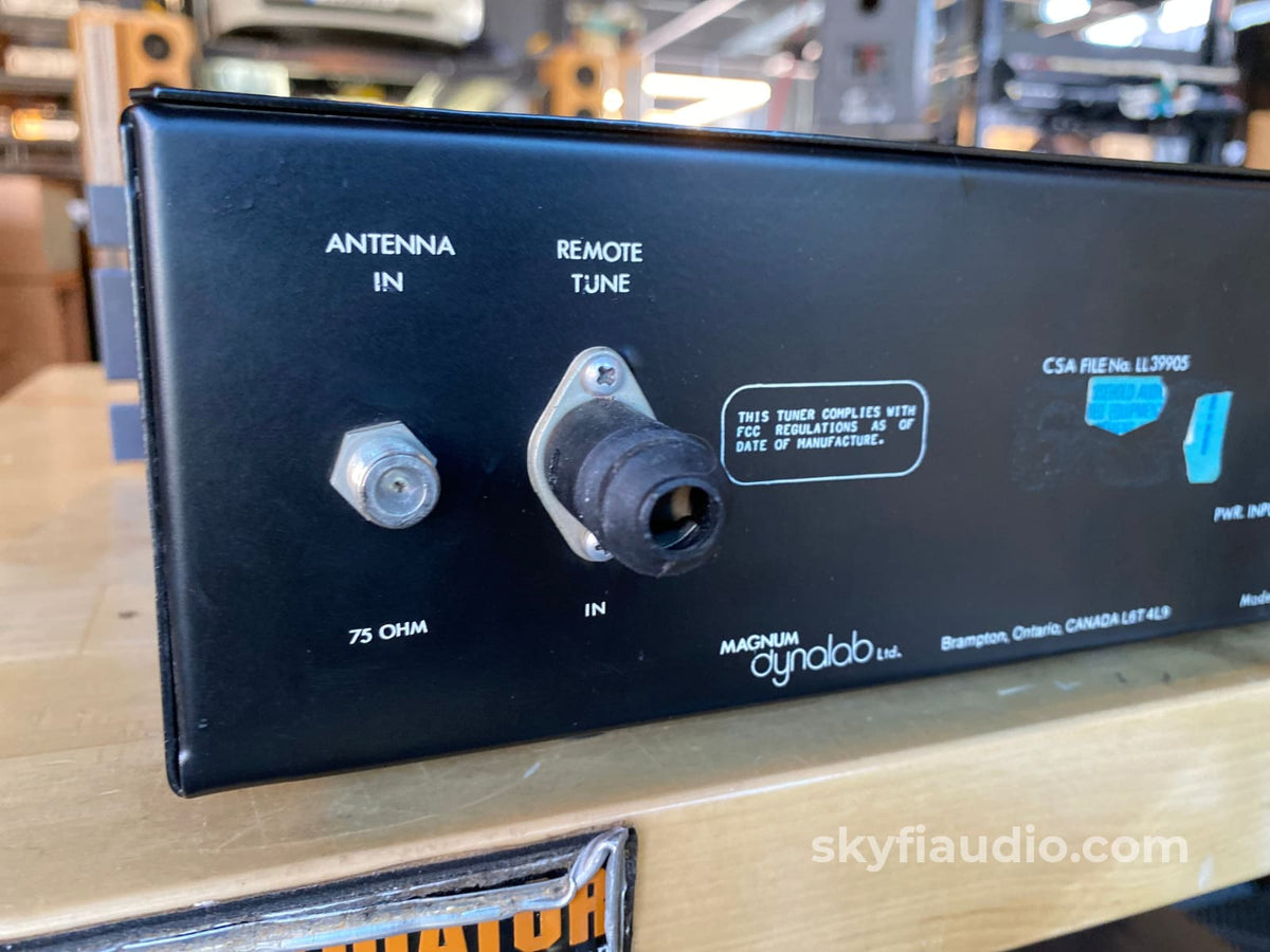 Magnum Dynalab Ft-101 Digital/Analog Reference Fm Tuner W/St-2 Antenna
