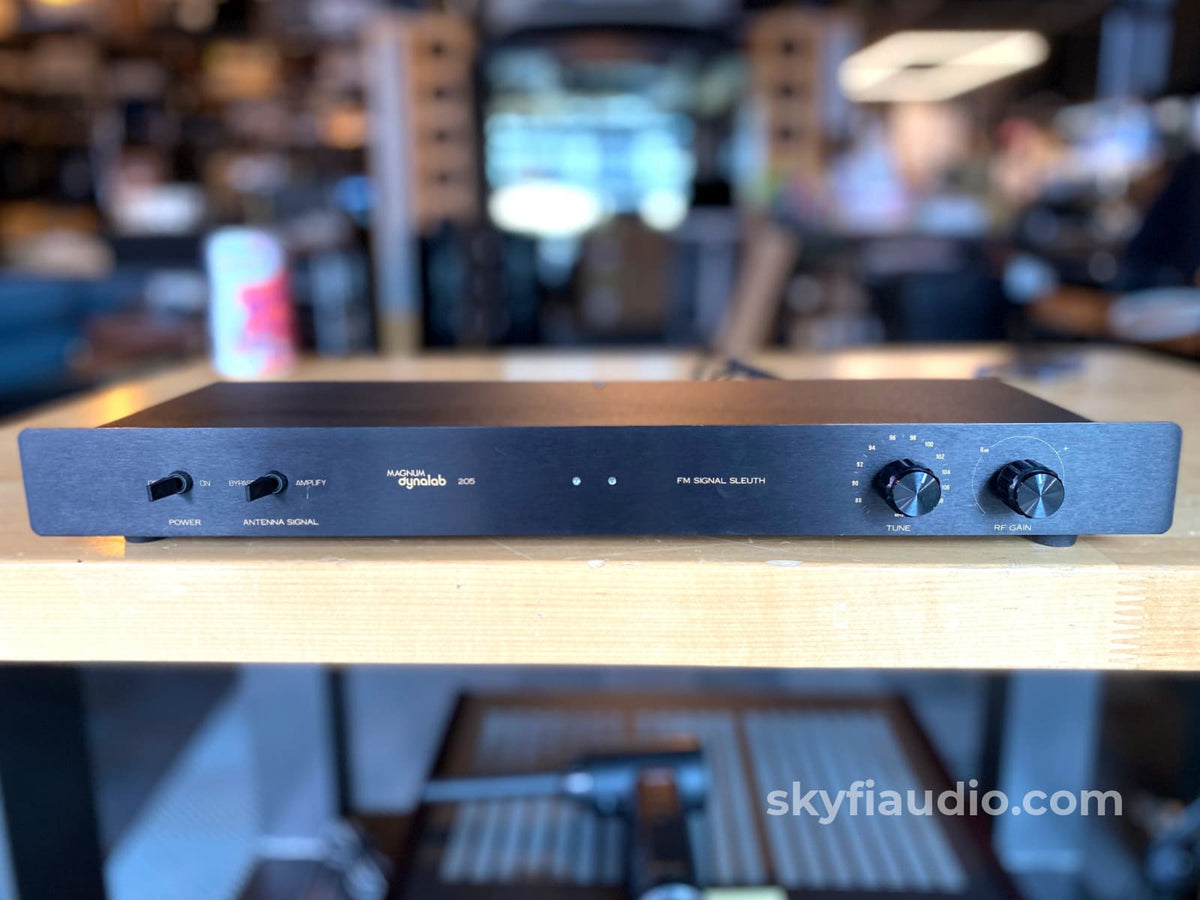 Magnum Dynalab Md 205 Signal Sleuth Fm Amplifier Accessory