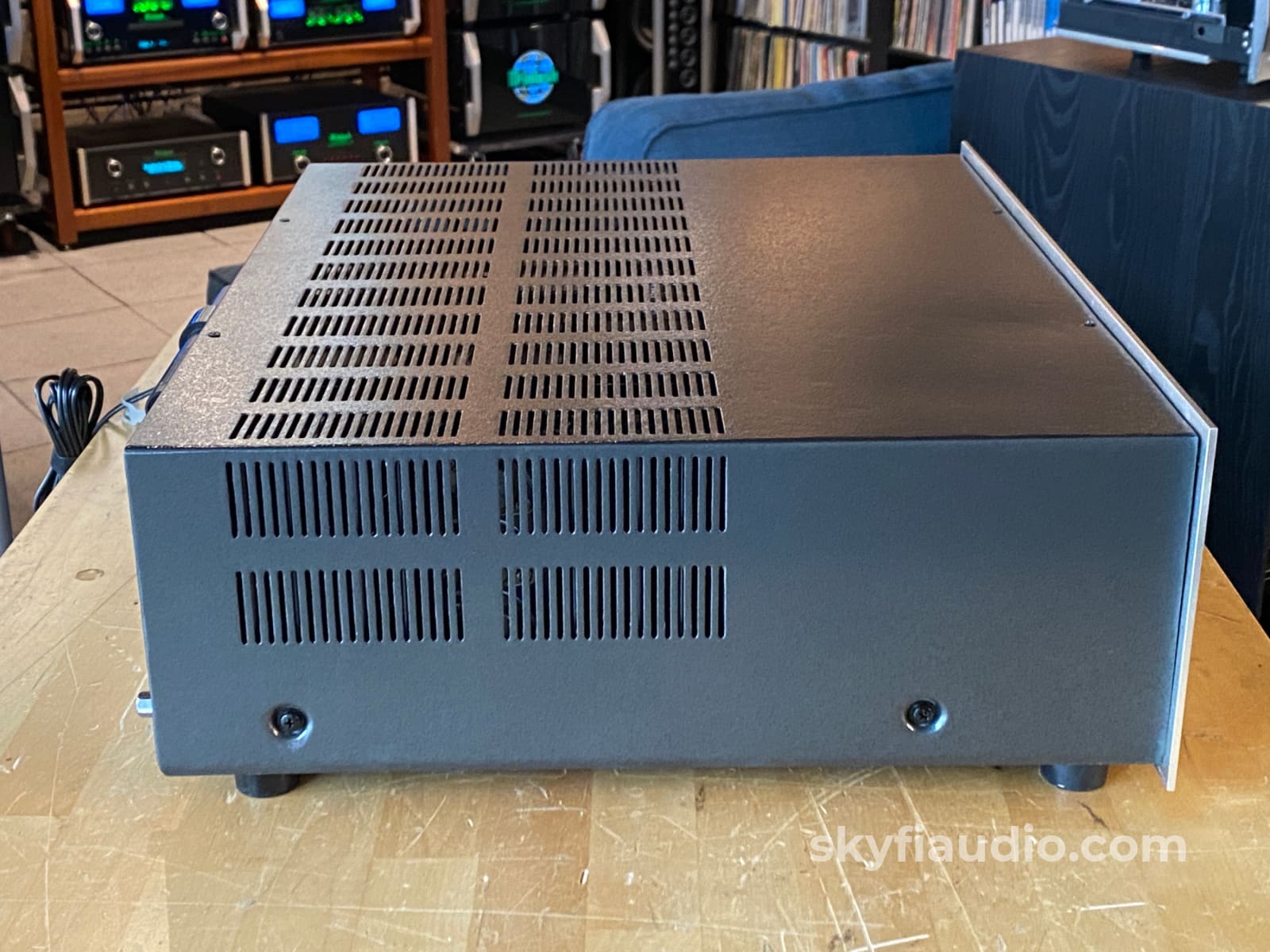 Marantz 2325 Vintage Stereophonic Receiver - Full Skyfi Restoration Integrated Amplifier