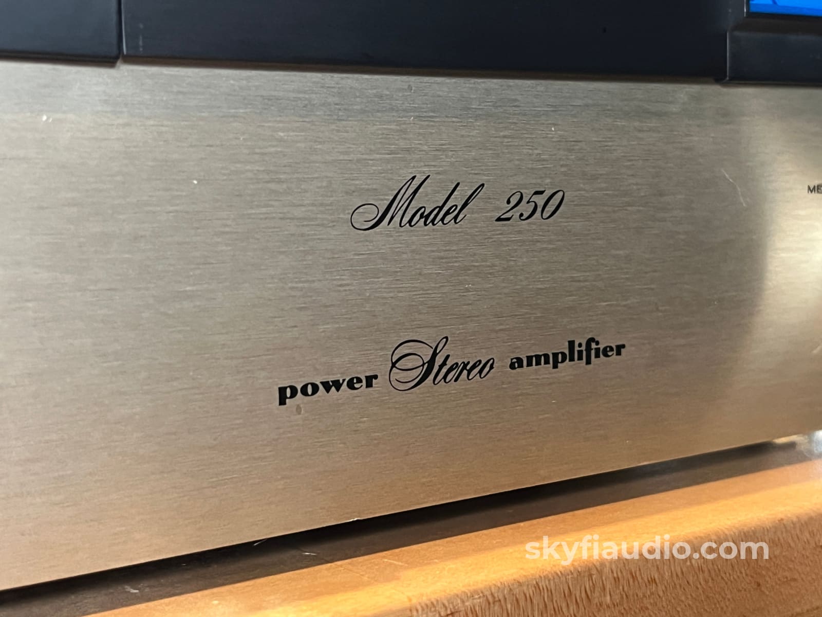 Marantz 250 Vintage Amplifier - Late Serial + Restored - Amplifier