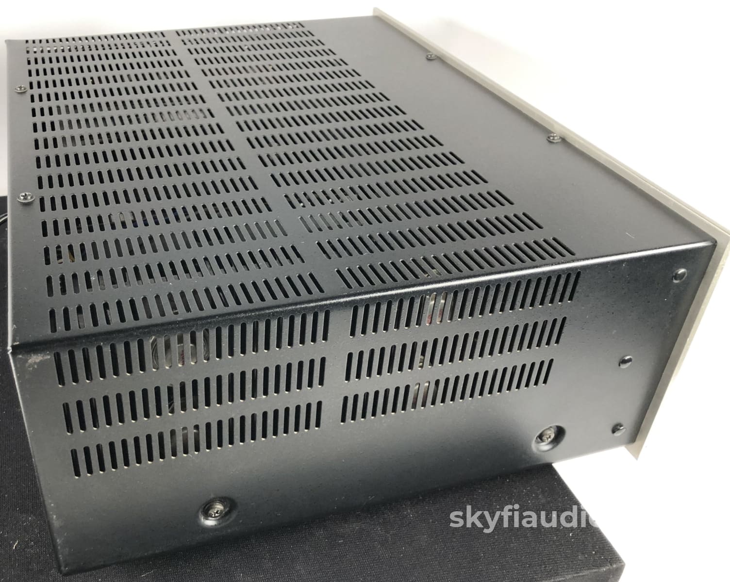 Marantz 300Dc Solid State Power Amplifier - Mint And Rare Collector Piece