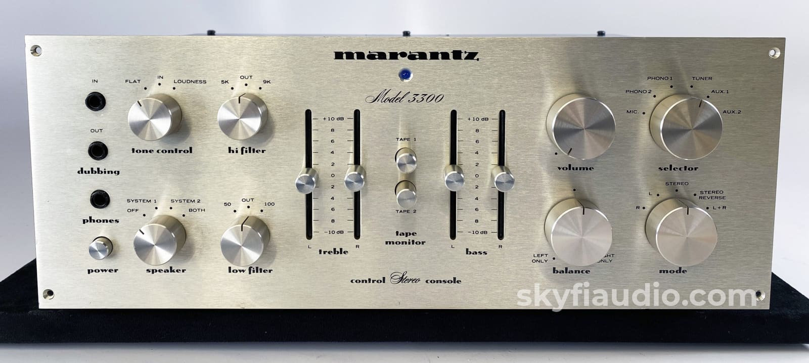 Marantz Model 3300 Preamplifier - Stereophonic Control Console From 1973