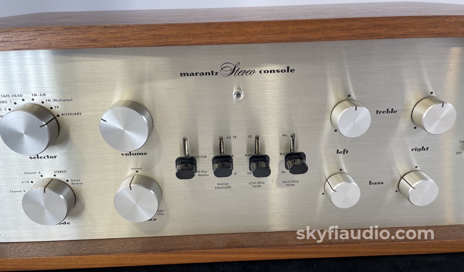 Marantz Model 7 Vintage Tube Preamp - Full Restoration And Gorgeous Preamplifier