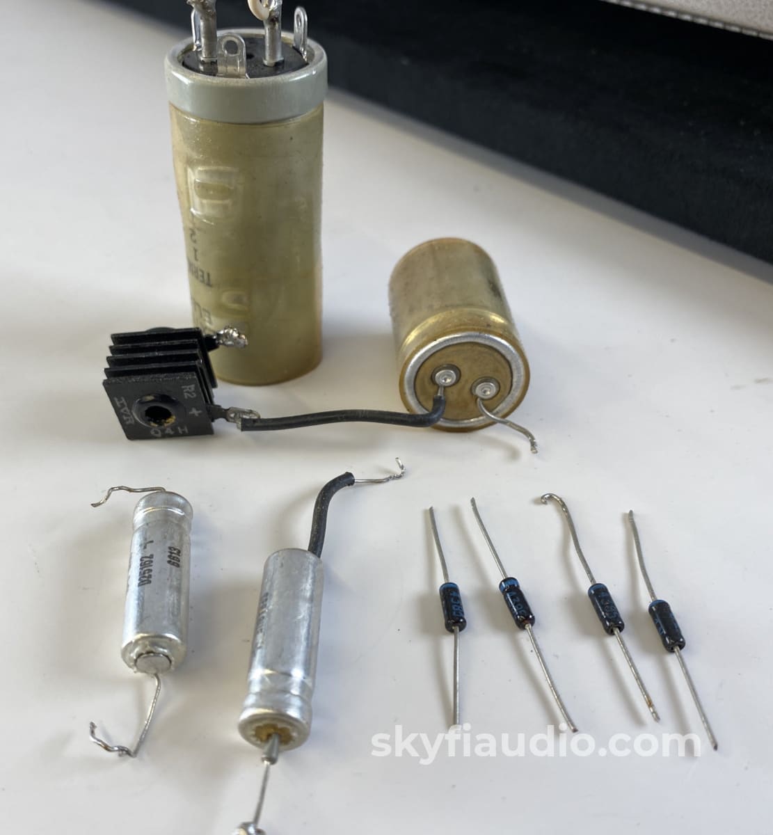 Marantz Model 8B Tube Amplifier - A True Classic Full Restoration