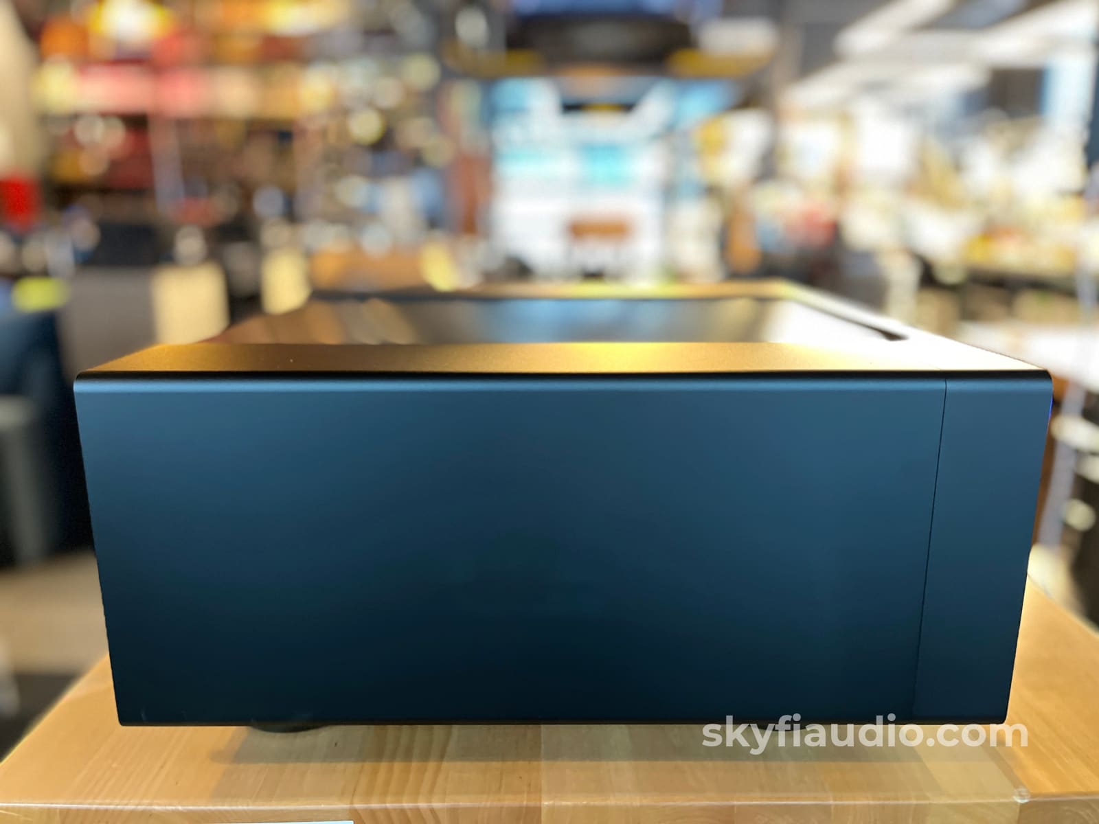 Marantz SACD 10 Reference SACD Player - Factory Refurbished B-Stock CD + Digital