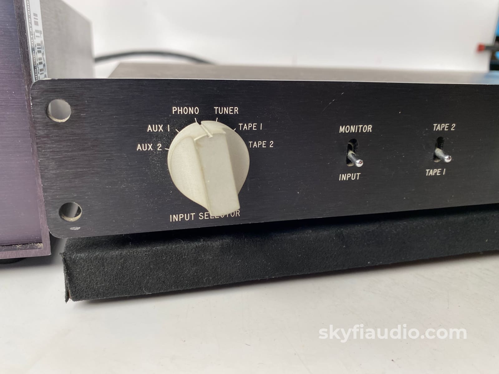 Mark Levinson Ml-7 Vintage Analog Preamp - With Phono Stage Preamplifier