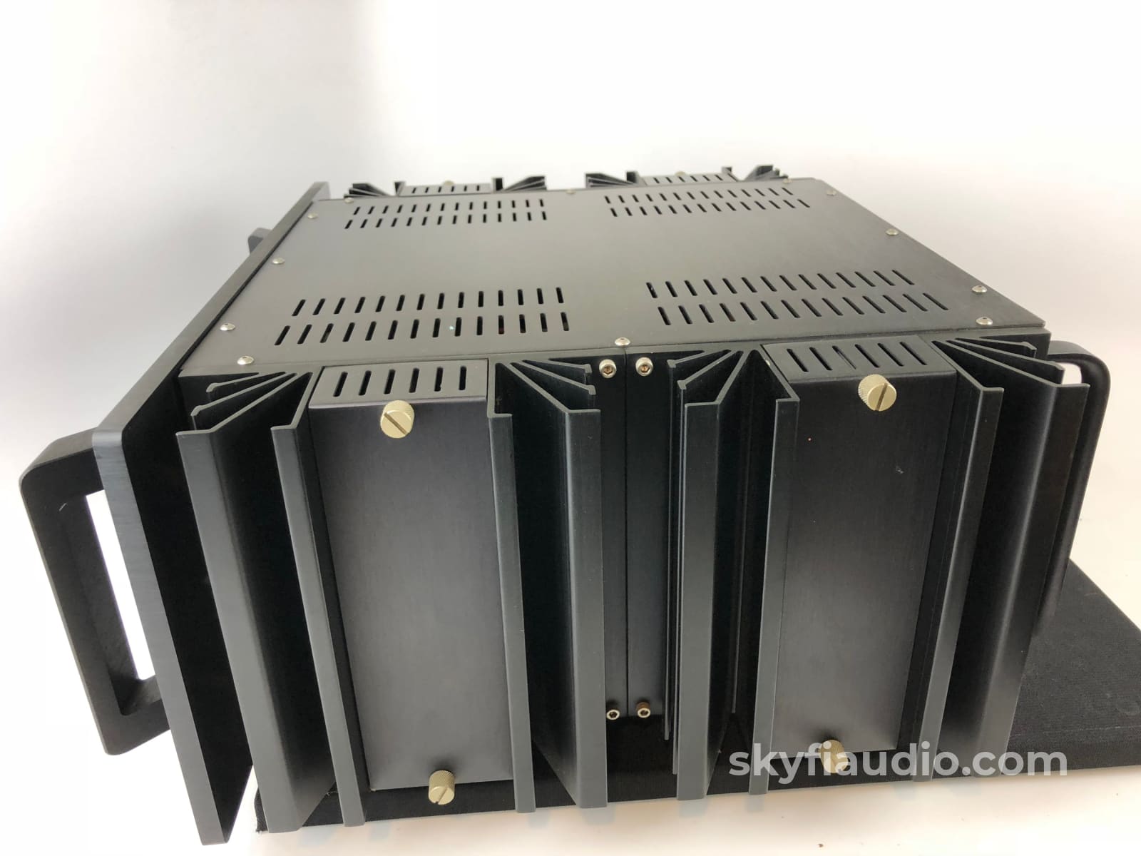 Mark Levinson No.23 Dual Monaural Solid State Amplifier