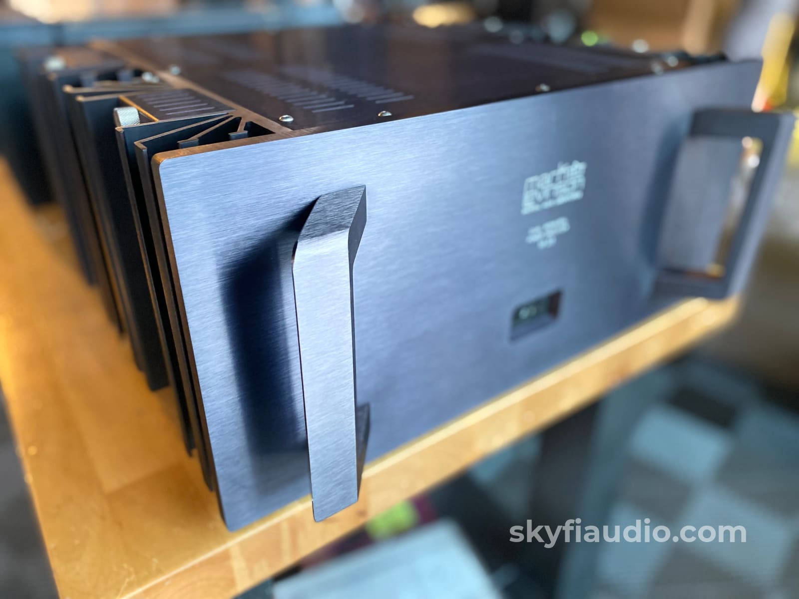 Mark Levinson No.23 Dual Monaural Solid State Amplifier