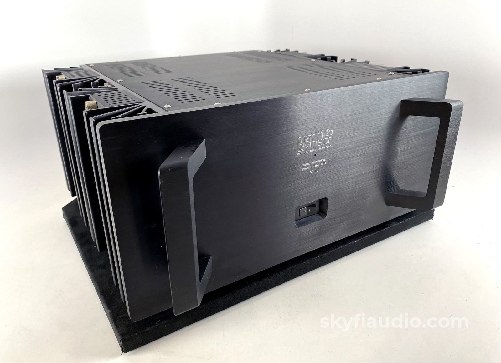 Mark Levinson No.23 Dual Mono Solid State Amplifier, 200W