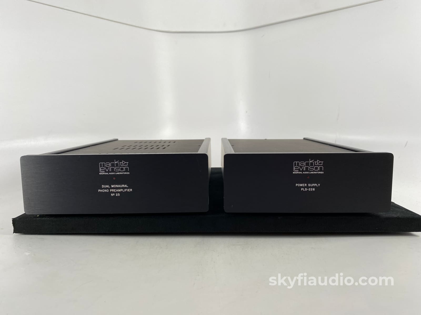 Mark Levinson No.25 Mc Phono Preamp With Power Supply (Pls-226) - Stereophile Class A Rated