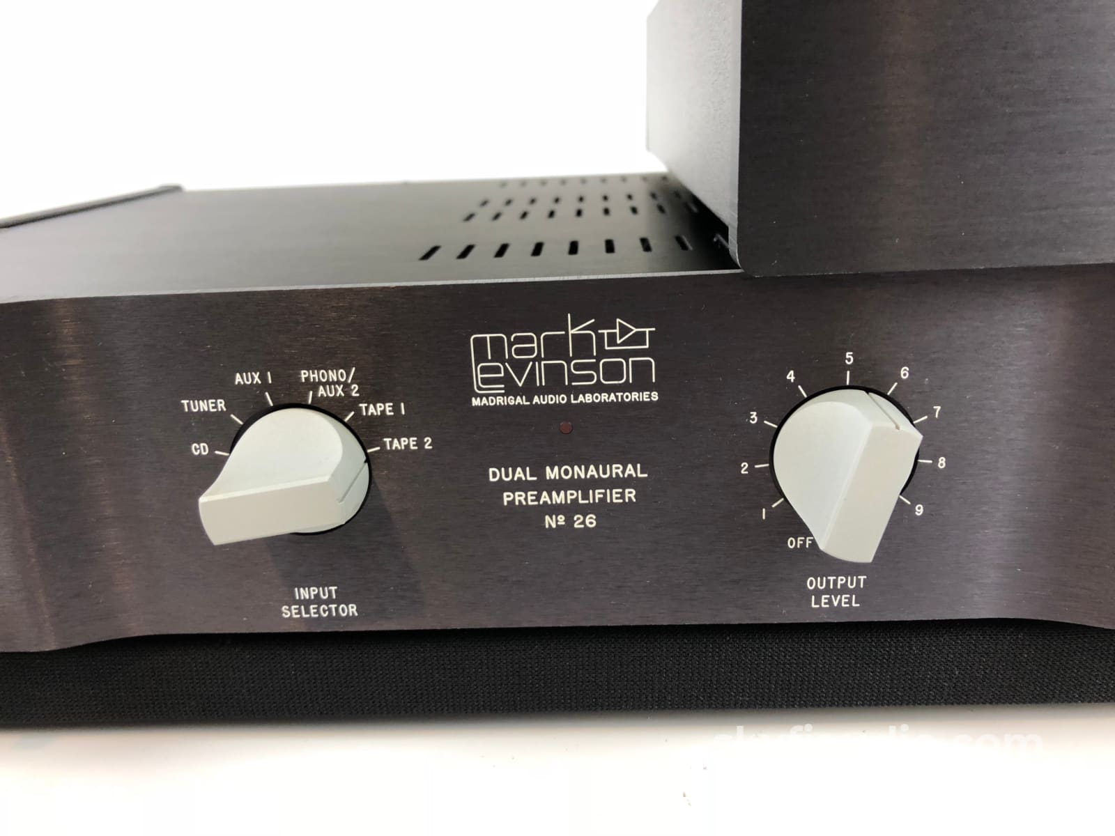 Mark Levinson No.26 Preamplifier