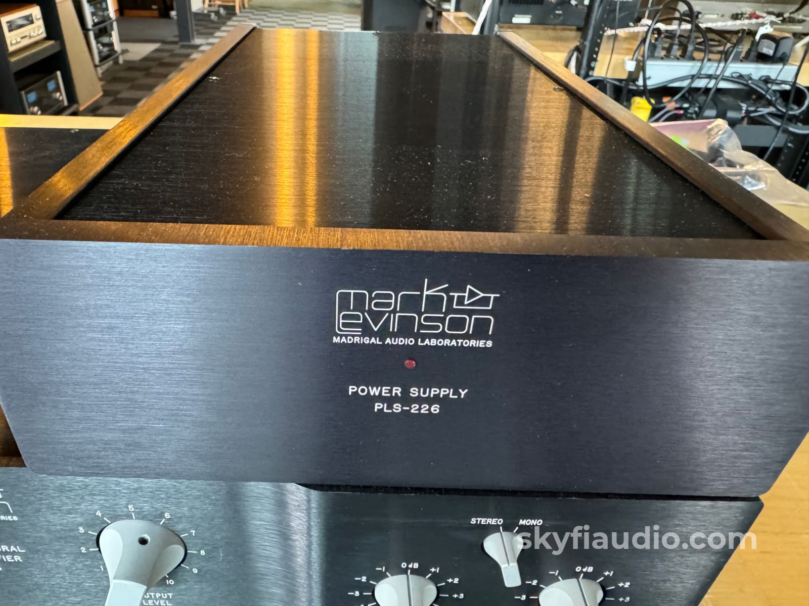 Mark Levinson No.26 Vintage Analog Preamp With Balanced Card And Power Supply (Pls-226) - Serviced