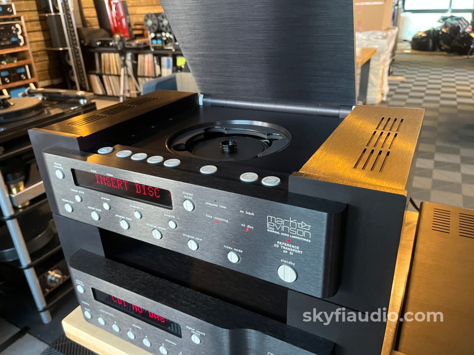 Mark Levinson No. 31 Top Loading CD Transport w/ No. 30 Reference Digital Processor and PLS 330 Power Supply CD
