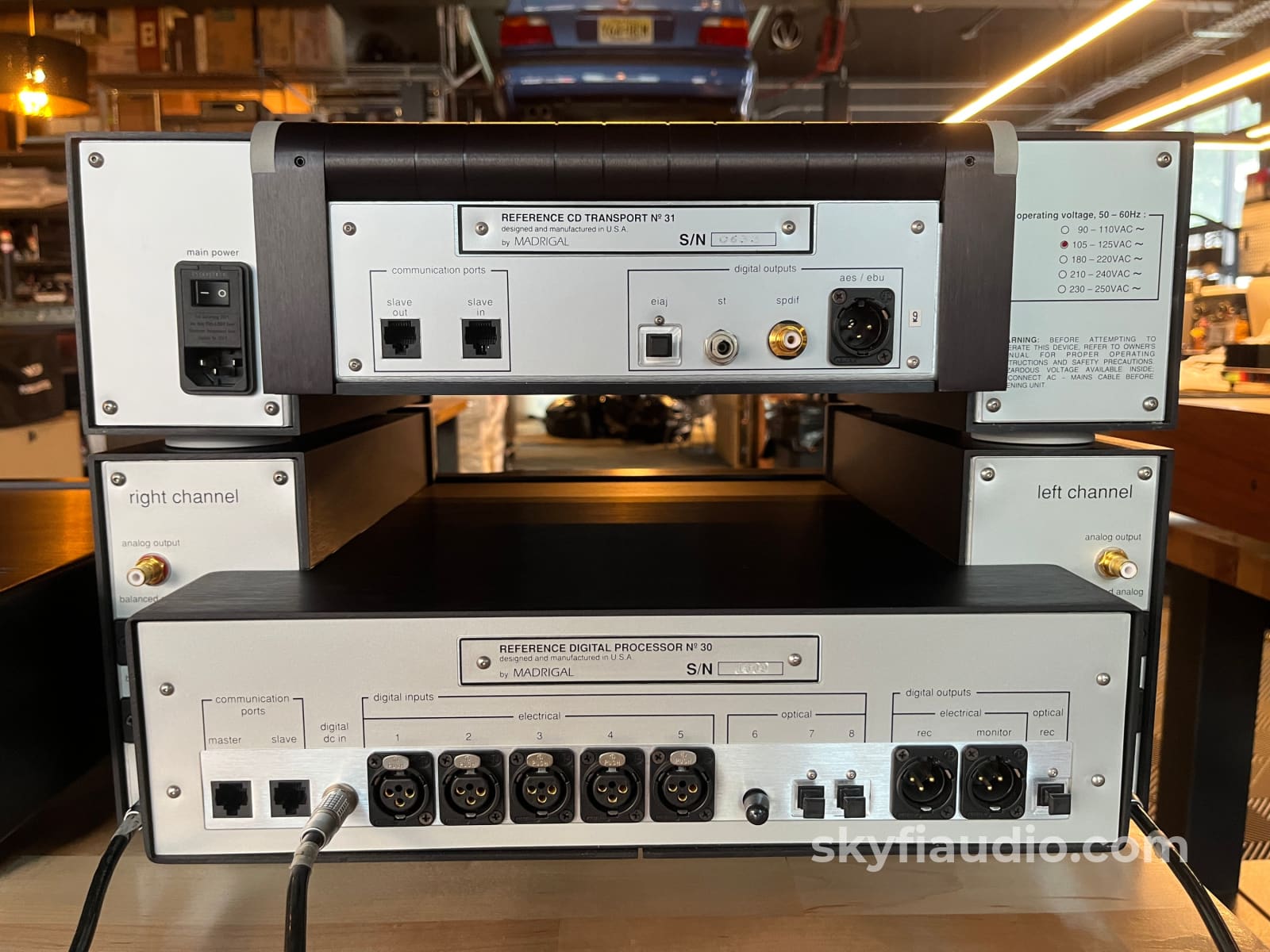 Mark Levinson No. 31 Top Loading CD Transport w/ No. 30 Reference Digital Processor and PLS 330 Power Supply CD