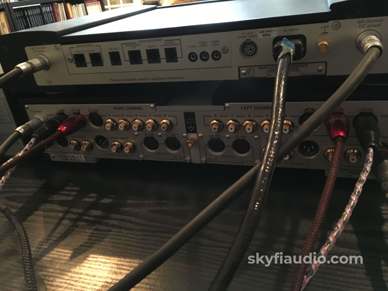 Mark Levinson No.32 Flagship Preamp With Phono Preamplifier
