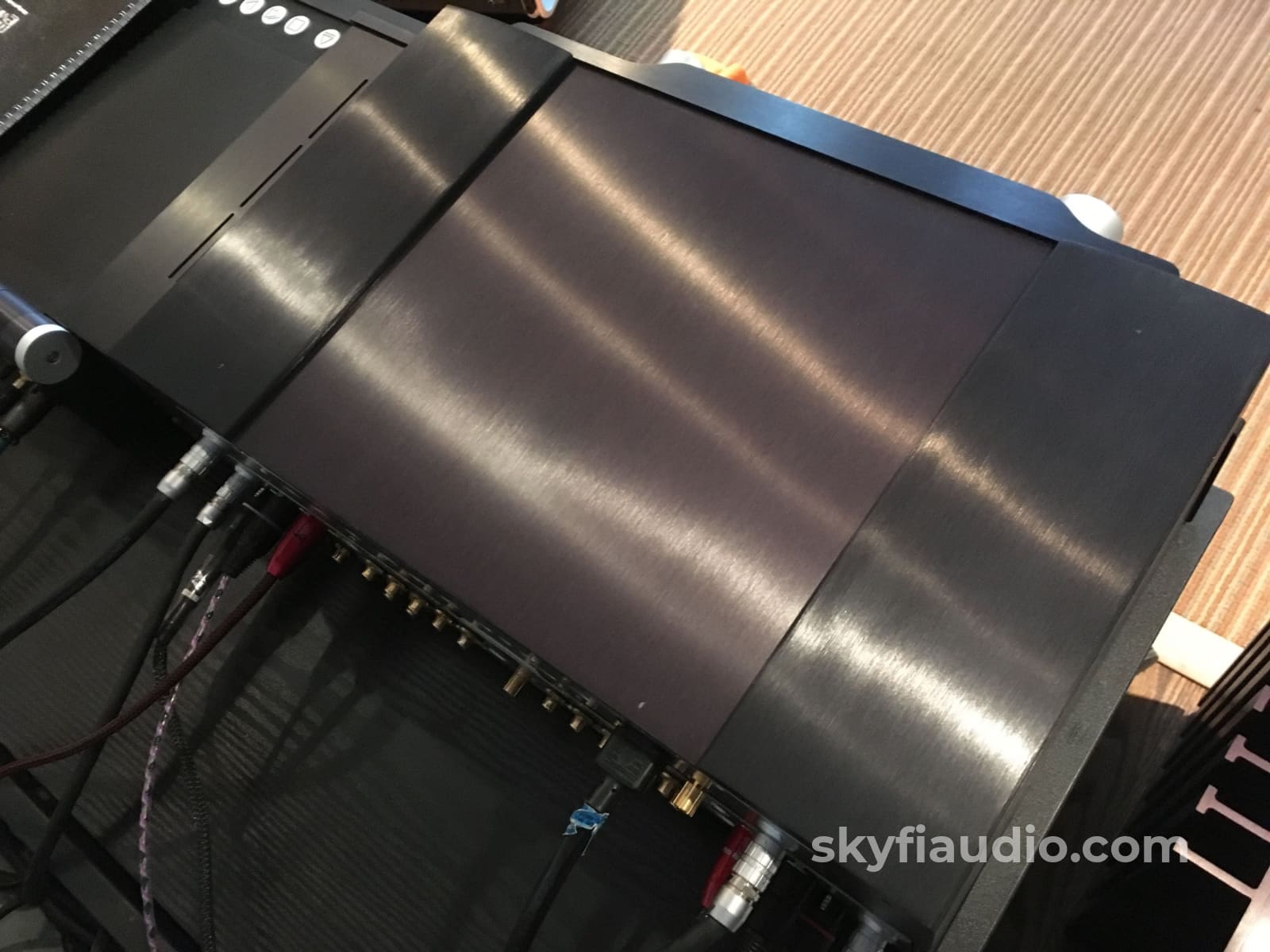 Mark Levinson No.32 Flagship Preamp With Phono Preamplifier