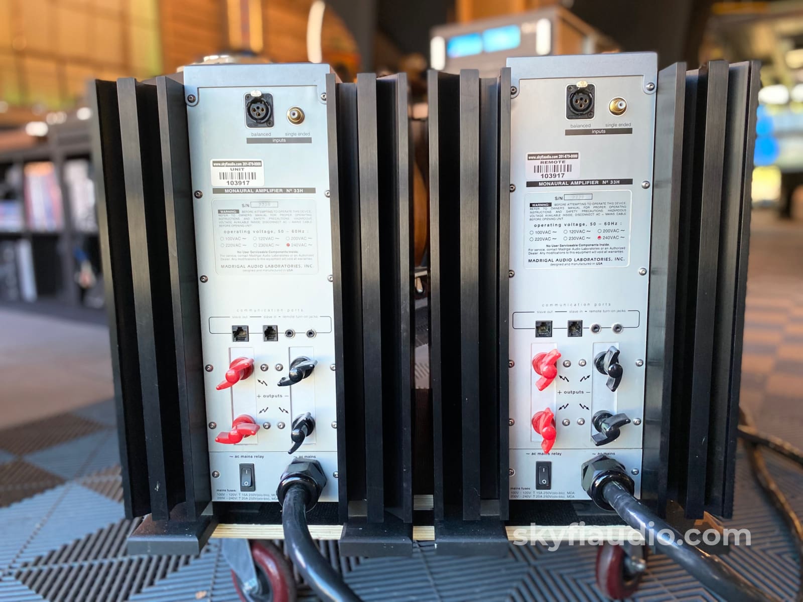 Mark Levinson No. 33H Monoblock Amplifiers Amplifier