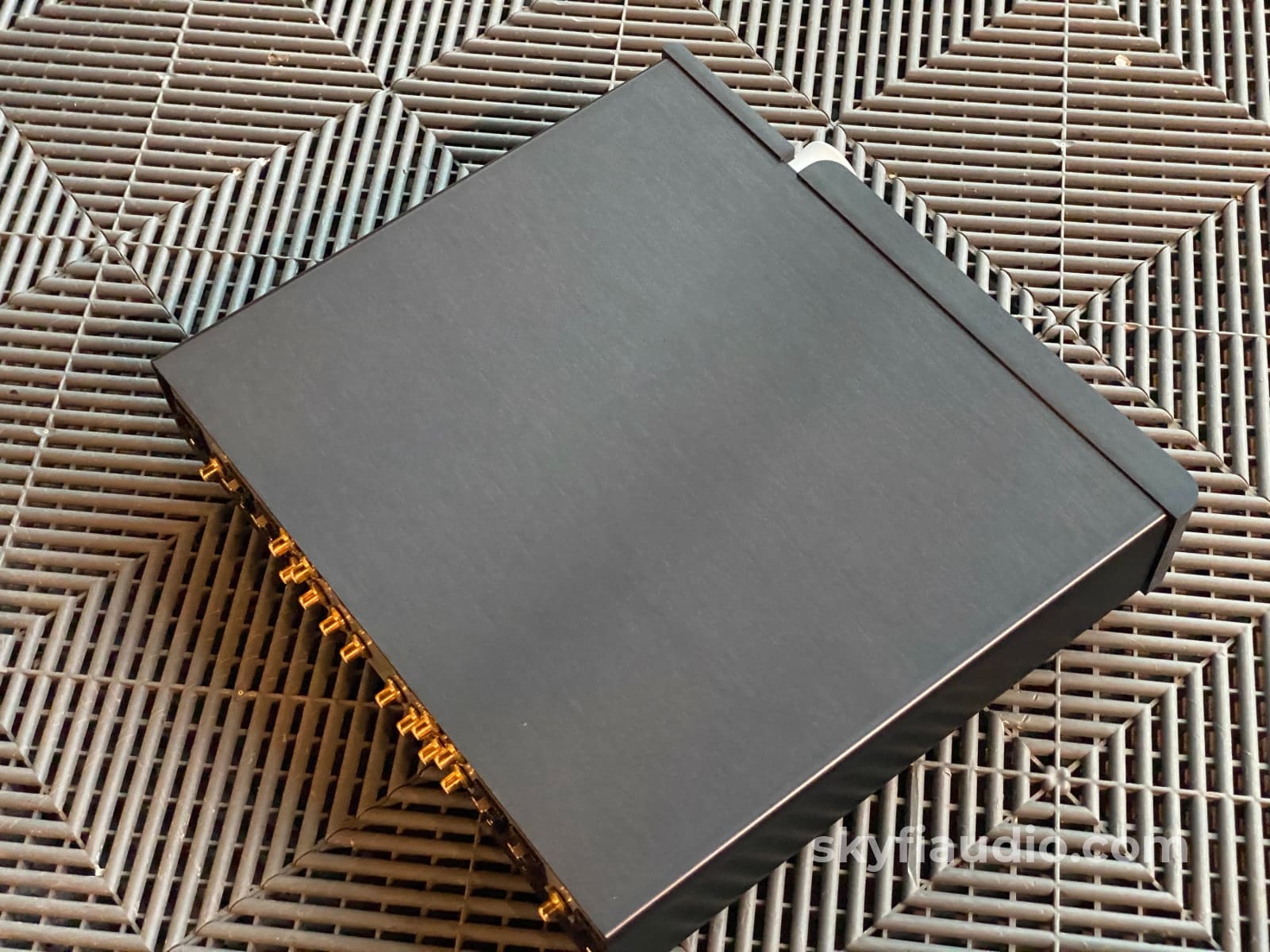 Mark Levinson 380S Dual Mono Preamp - Factory Serviced Preamplifier