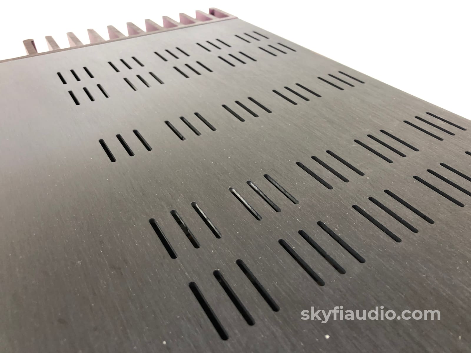 Mark Levinson No.383 Integrated Solid State Stereo Amplifier