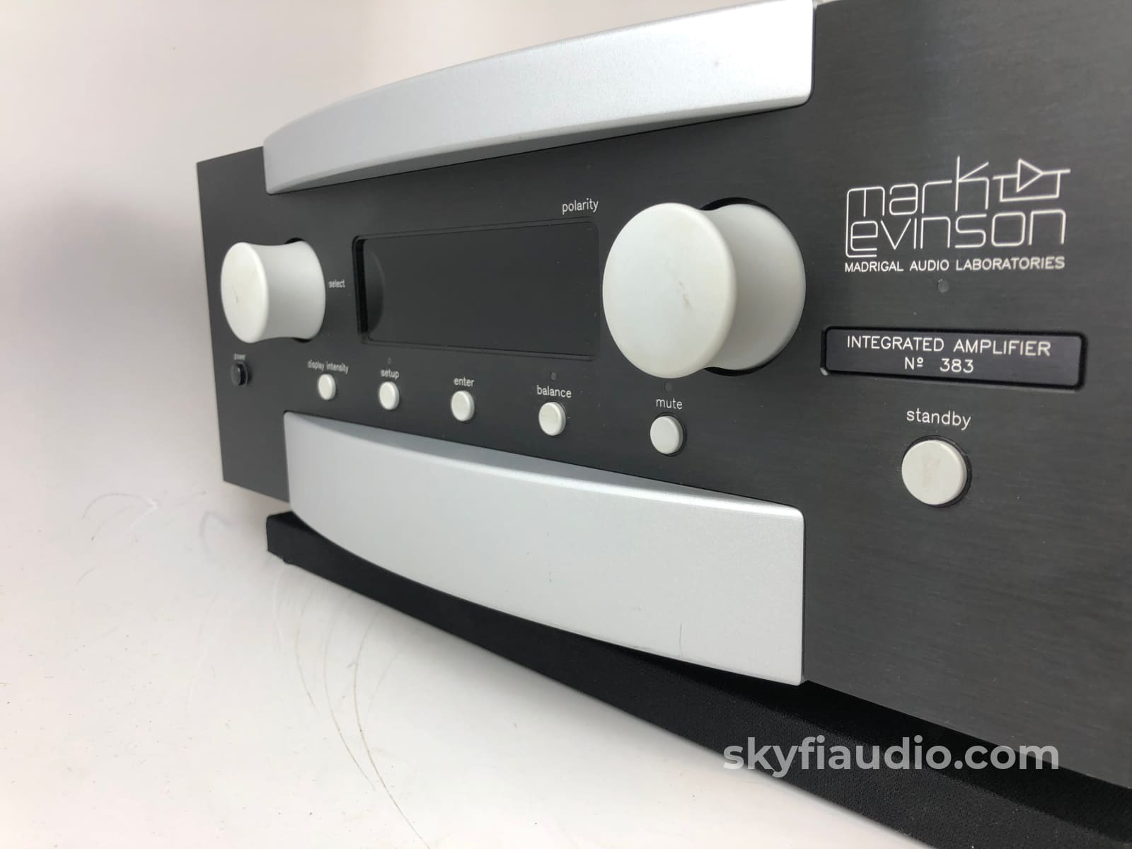 Mark Levinson No.383 Integrated Solid State Stereo Amplifier