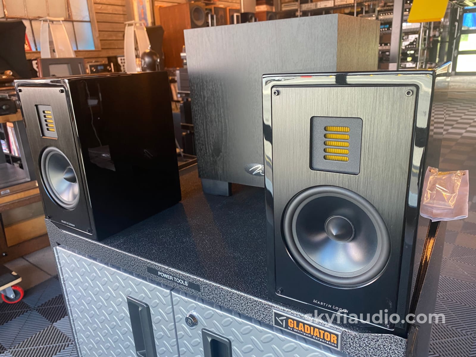 Martin Logan Lx16 Speakers W/Matching Dynamo Subwoofer