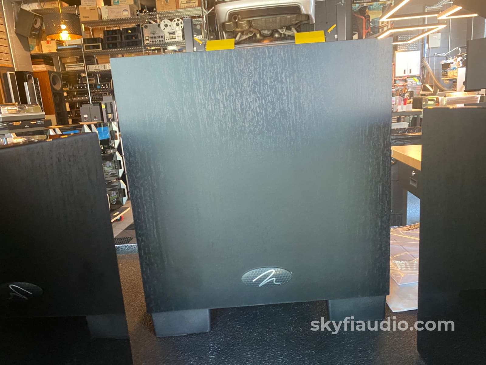 Martin Logan Lx16 Speakers W/Matching Dynamo Subwoofer