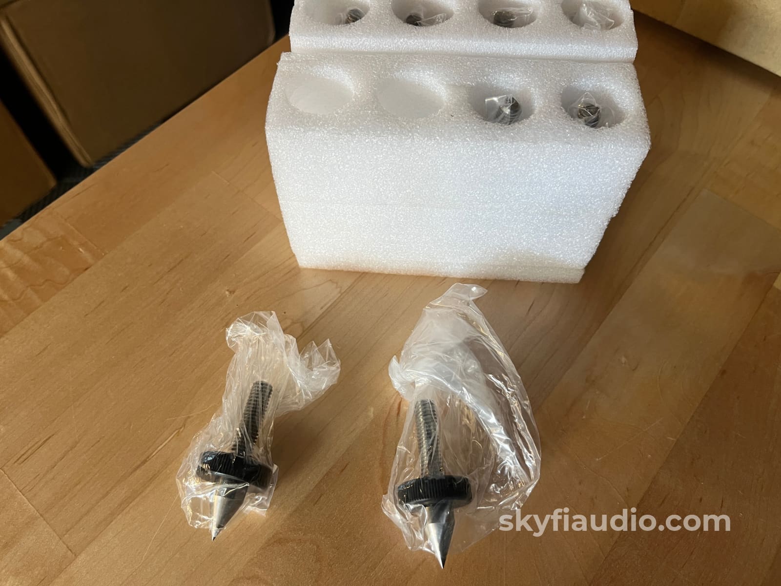 Martin Logan Renaissance ESL15A Loudspeakers - Hybrid Electrostatic - Gloss Black - Complete Kit Speakers