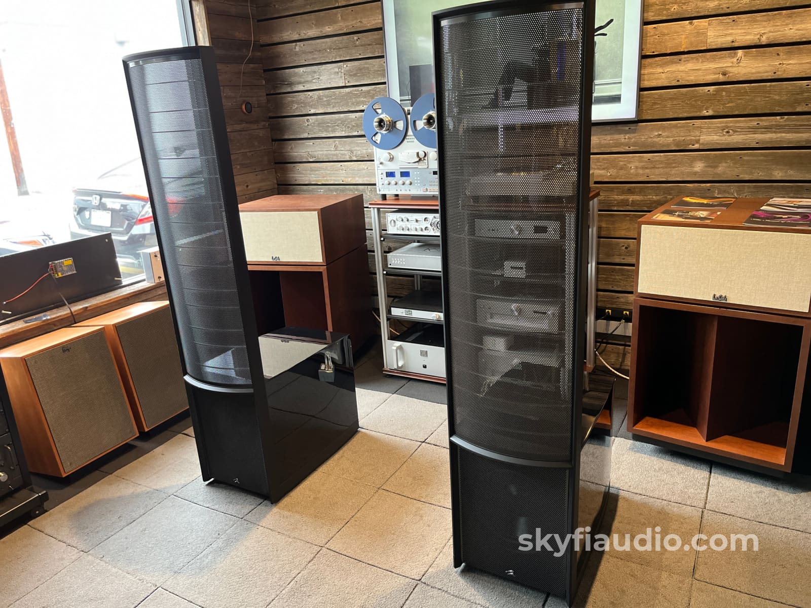 Martin Logan Renaissance ESL15A Loudspeakers - Hybrid Electrostatic - Gloss Black - Complete Kit Amplifier