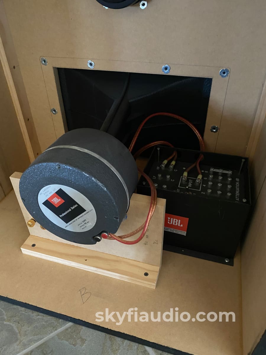 Massive Jbl Professional 6.2 Home Theater Speaker System - New! Speakers