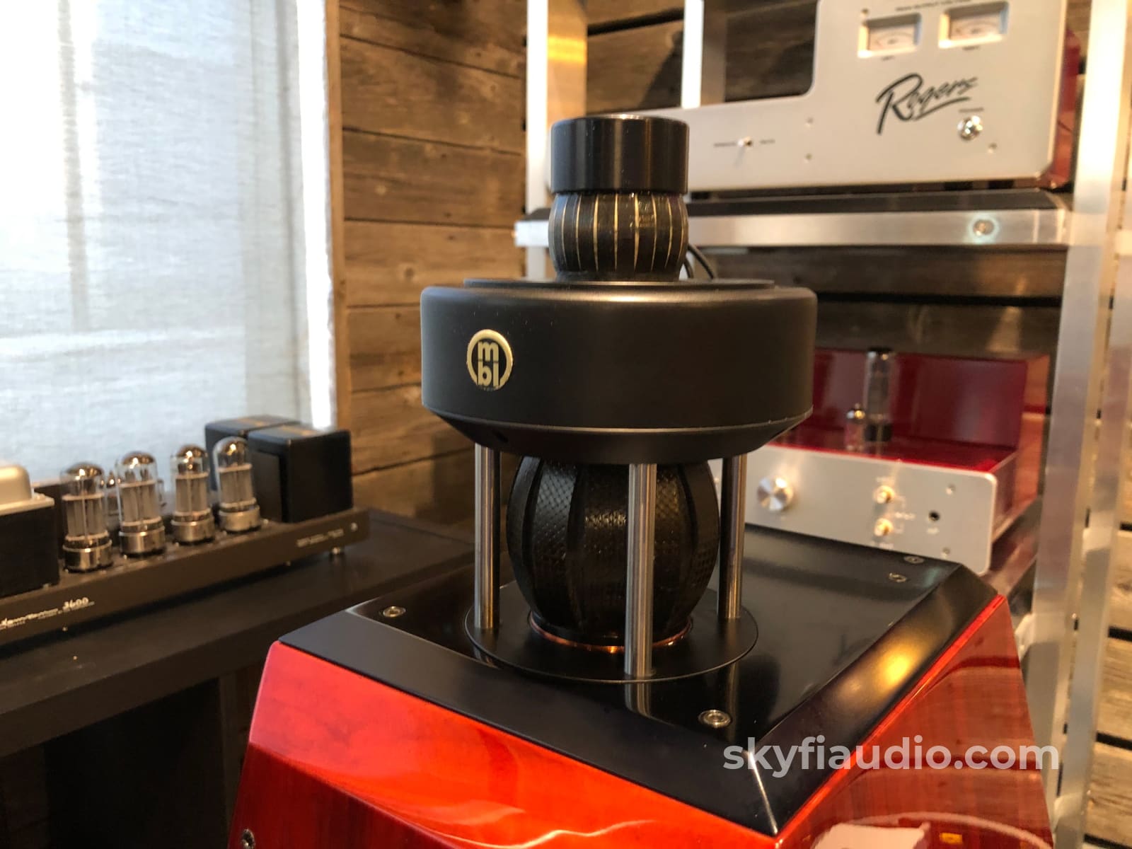 Mbl 121 Radialstrahler Speakers - With Stands And Crates