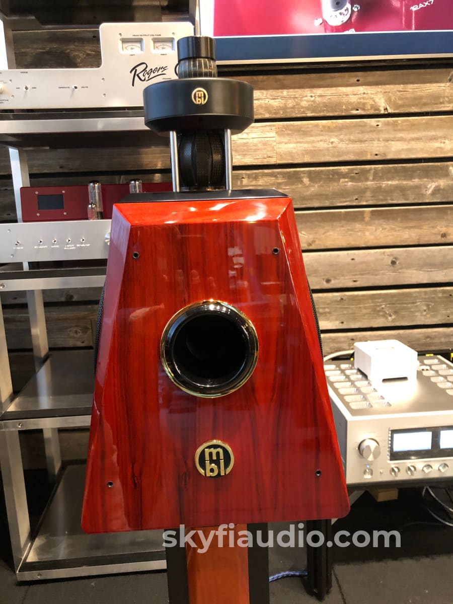 Mbl 121 Radialstrahler Speakers - With Stands And Crates