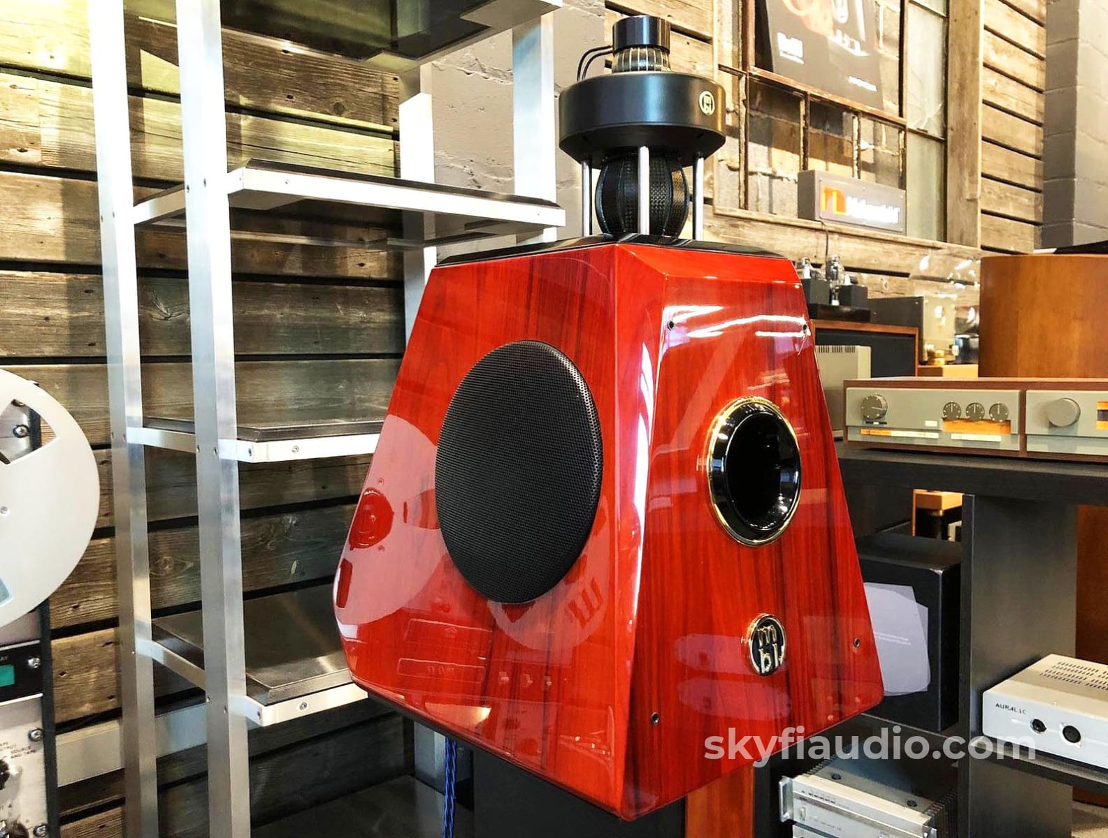 Mbl 121 Radialstrahler Speakers - With Stands And Crates