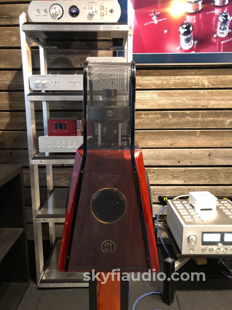 Mbl 121 Radialstrahler Speakers - With Stands And Crates