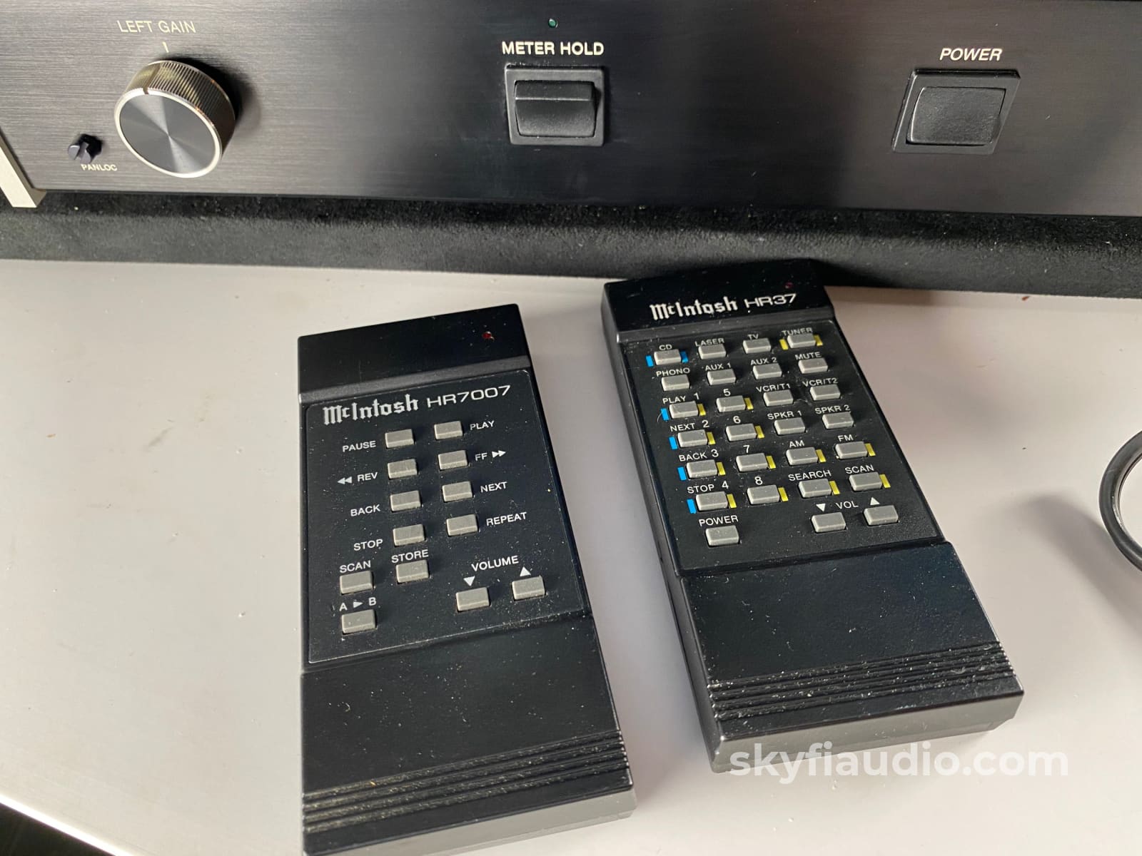 Mcintosh 4 Piece System From The 1980S And 1990S = C37 + Mc7200 Mcd7007 Mr7083 Skyfi Curated