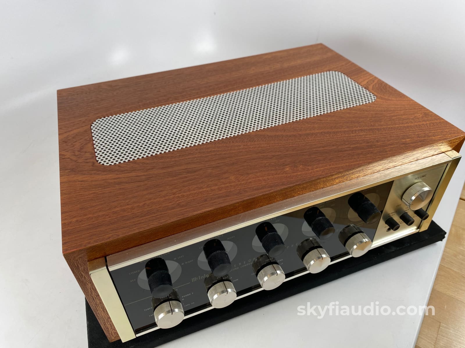 Mcintosh C20 Vintage Tube Preamp With Custom Case And Full Telefunken Complement Preamplifier