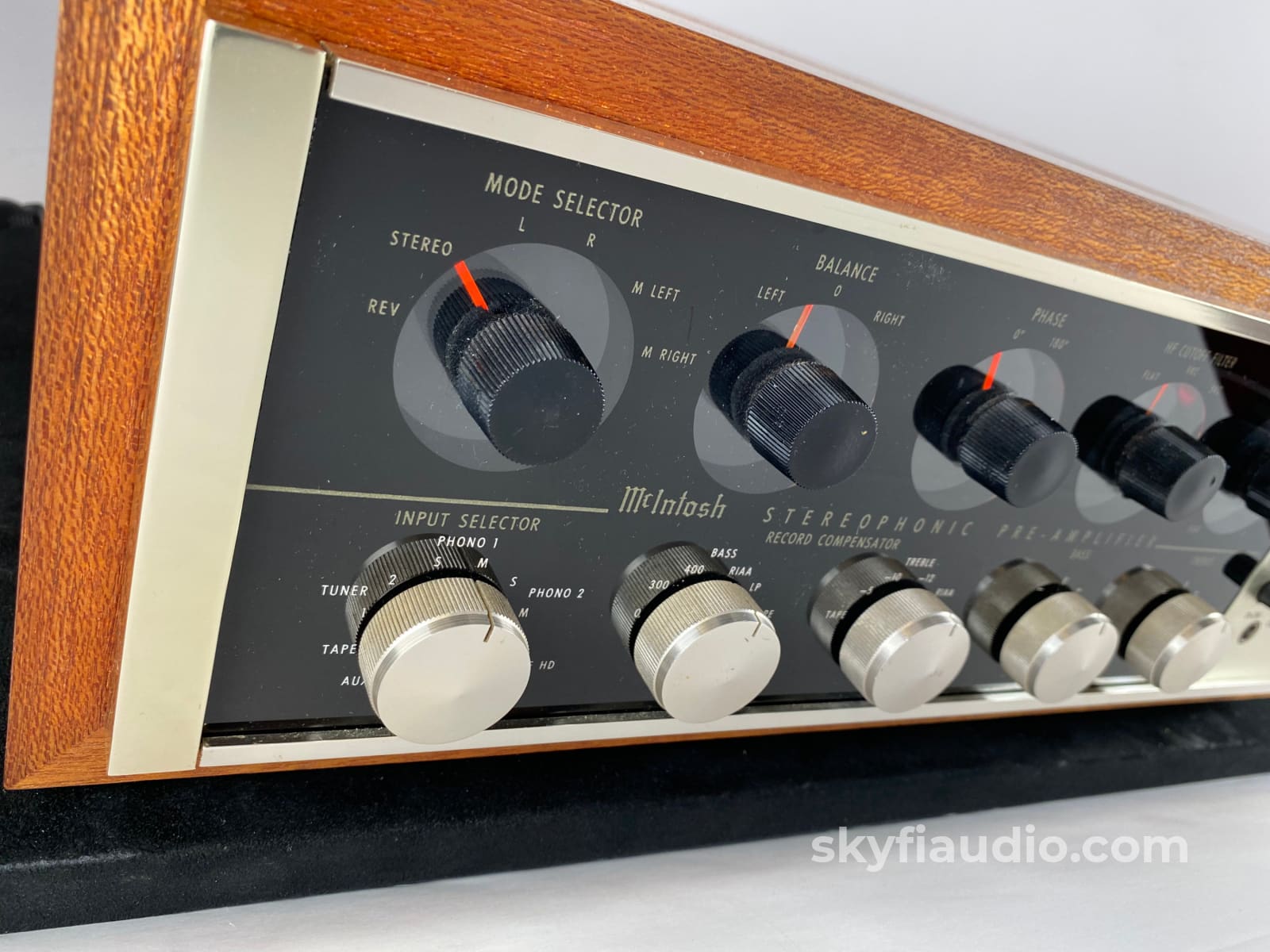 Mcintosh C20 Vintage Tube Preamp With Custom Case And Full Telefunken Complement Preamplifier