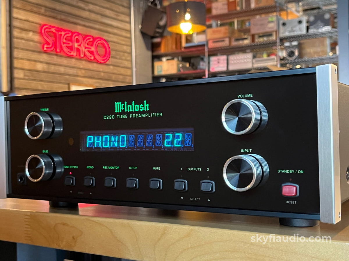 McIntosh C220 Tube Preamplifier - All Analog w/ Fiber Optic Lighting - Preamplifier