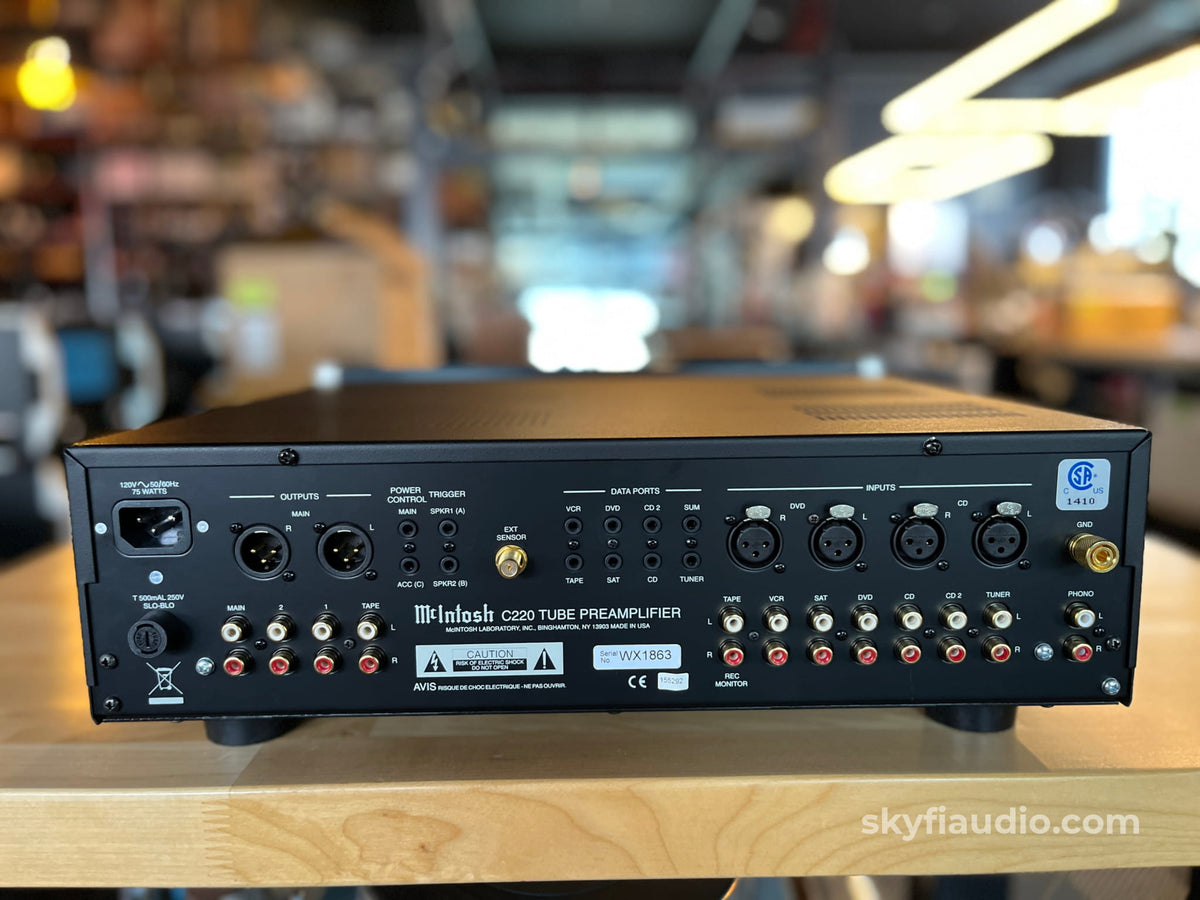 McIntosh C220 Tube Preamplifier - All Analog w/ Fiber Optic Lighting - Preamplifier