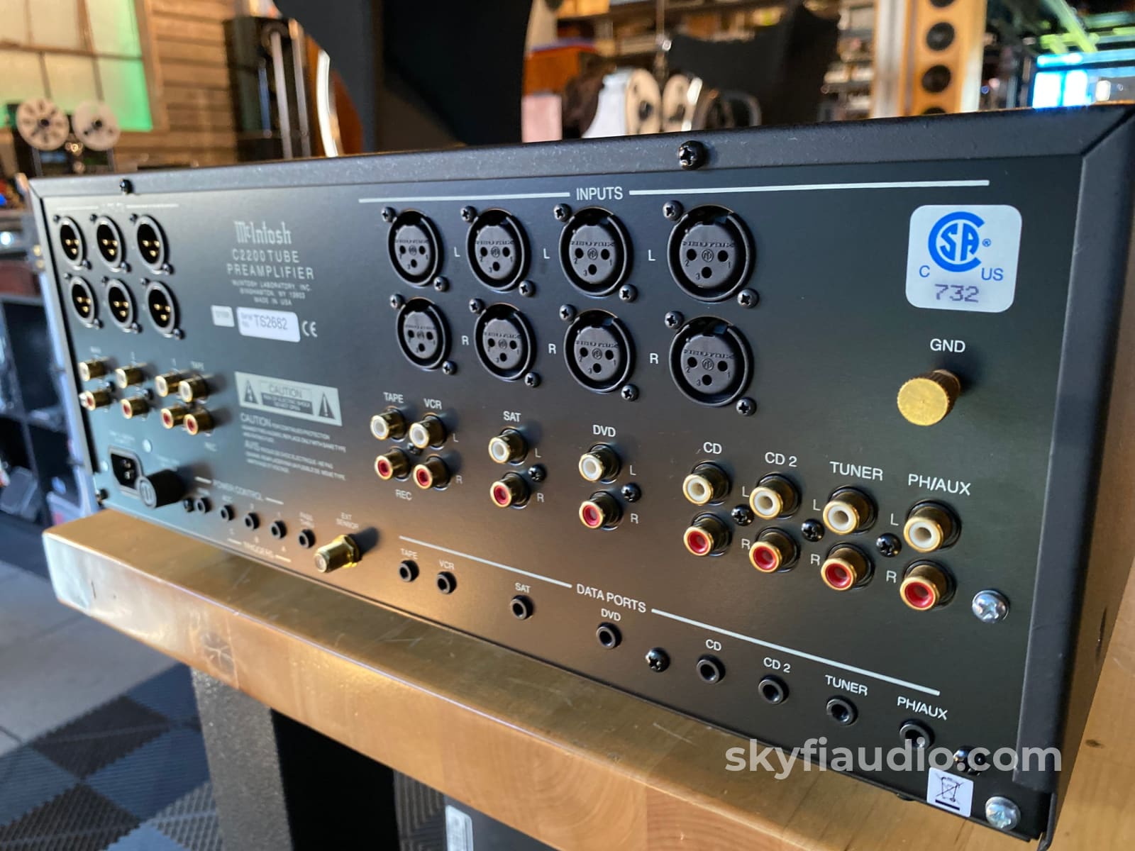 Mcintosh C2200 Tube Preamplifier - All Analog For Purists