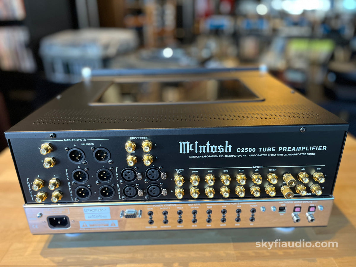McIntosh C2500 Tube Preamplfier - Complete W/ Remote - Preamplifier
