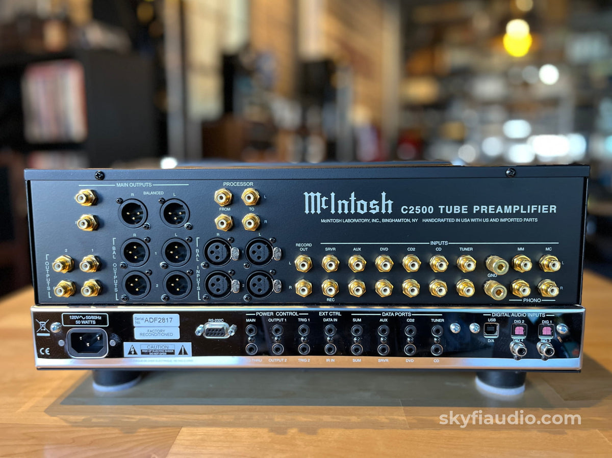 McIntosh C2500 Tube Preamplifier - Complete W/ Remote - Preamplifier
