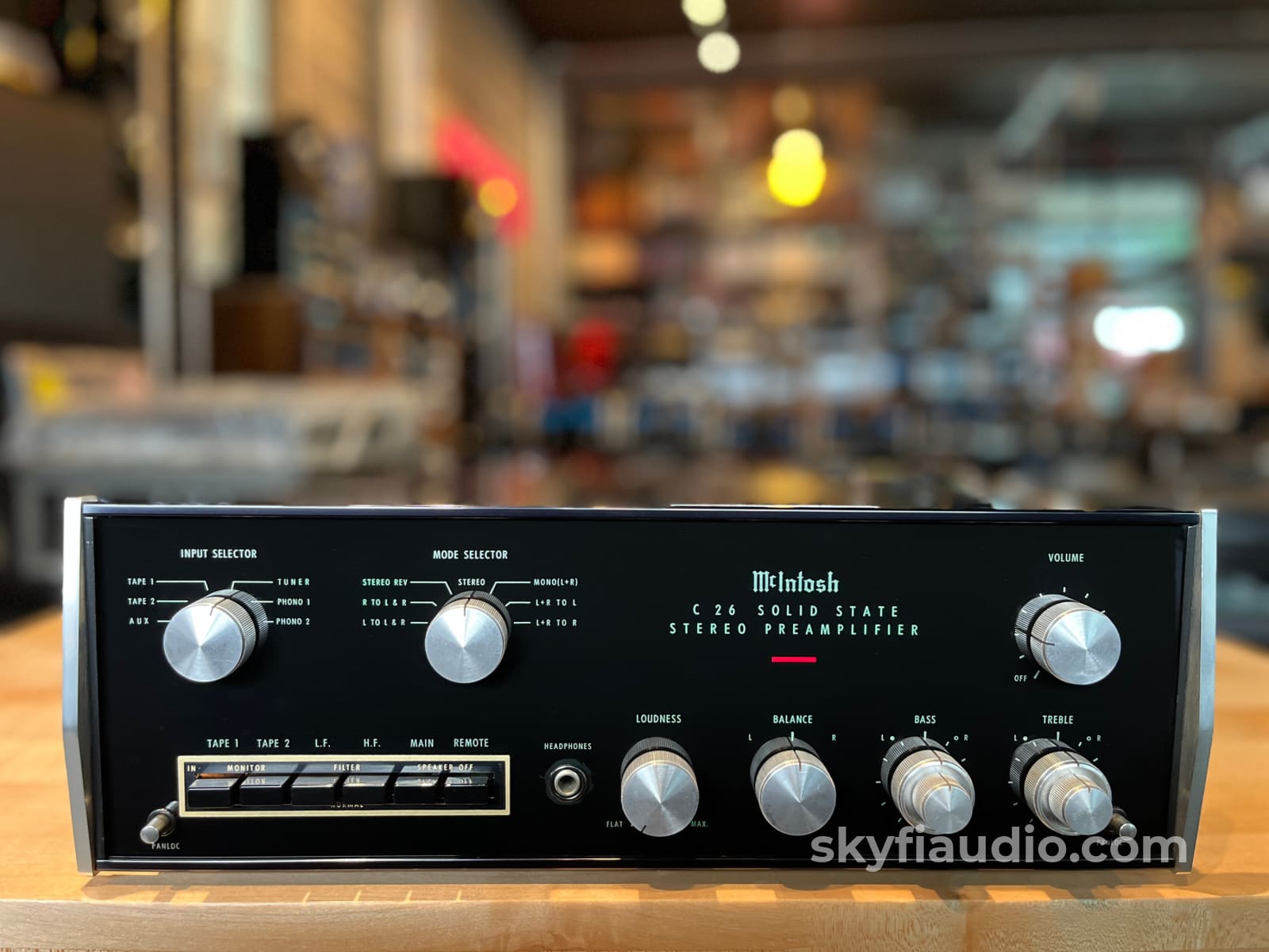McIntosh C26 ステレオプリアンプ McIntosh C26 Solid State Preamplifier - Serviced - Dual Phono Inputs
