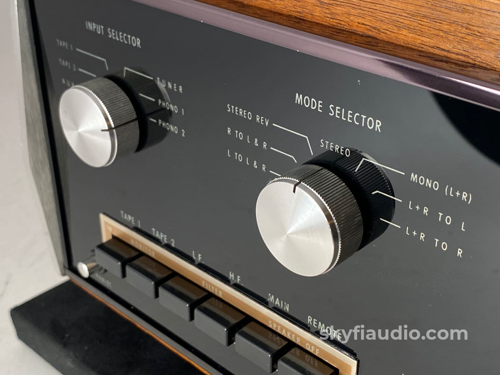 Mcintosh C26 Vintage Preamp In Gorgeous Wood Case Serviced Preamplifier