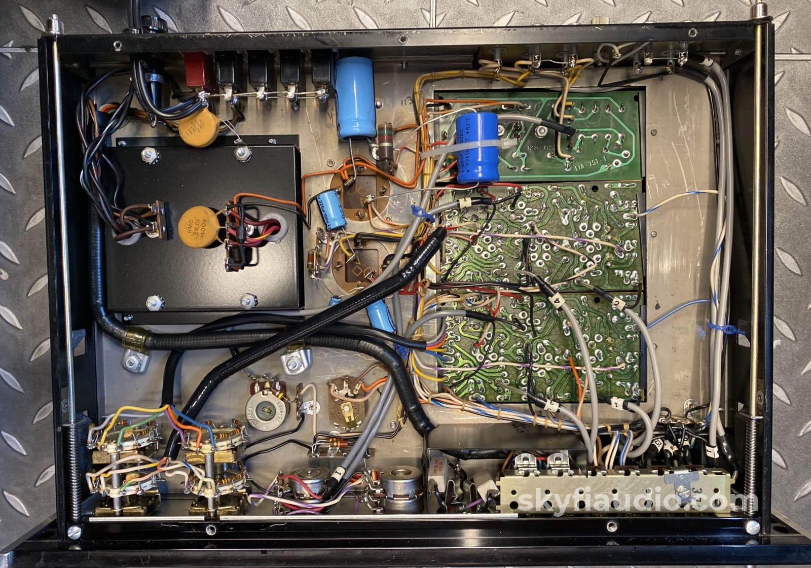 Mcintosh C26 Vintage Preamp In Gorgeous Wood Case Serviced Preamplifier