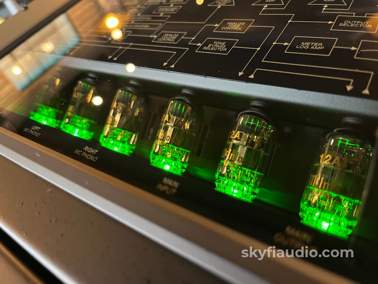 McIntosh C2700 Tube Preamplifier and Quad Balanced DAC - Pre-Loved Preamplifier