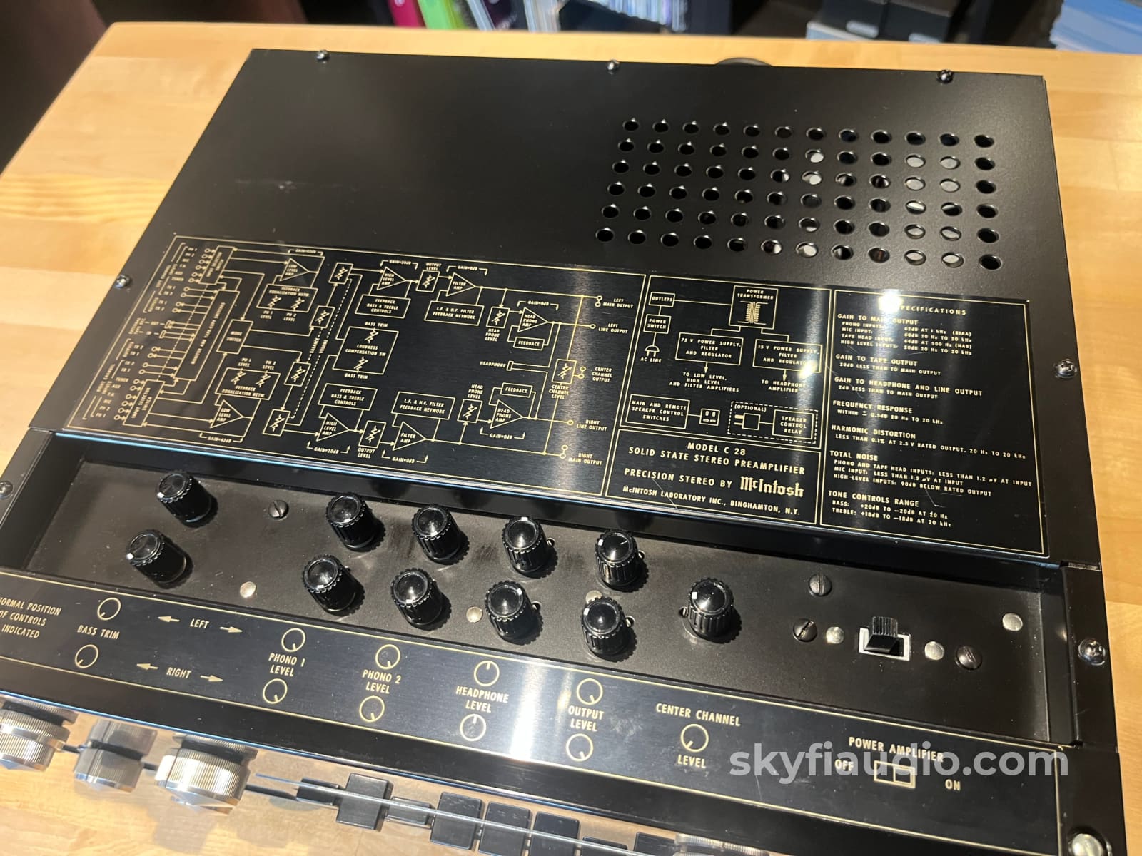 McIntosh C28 Solid State Vintage Preamplifier - Serviced - Preamplifier