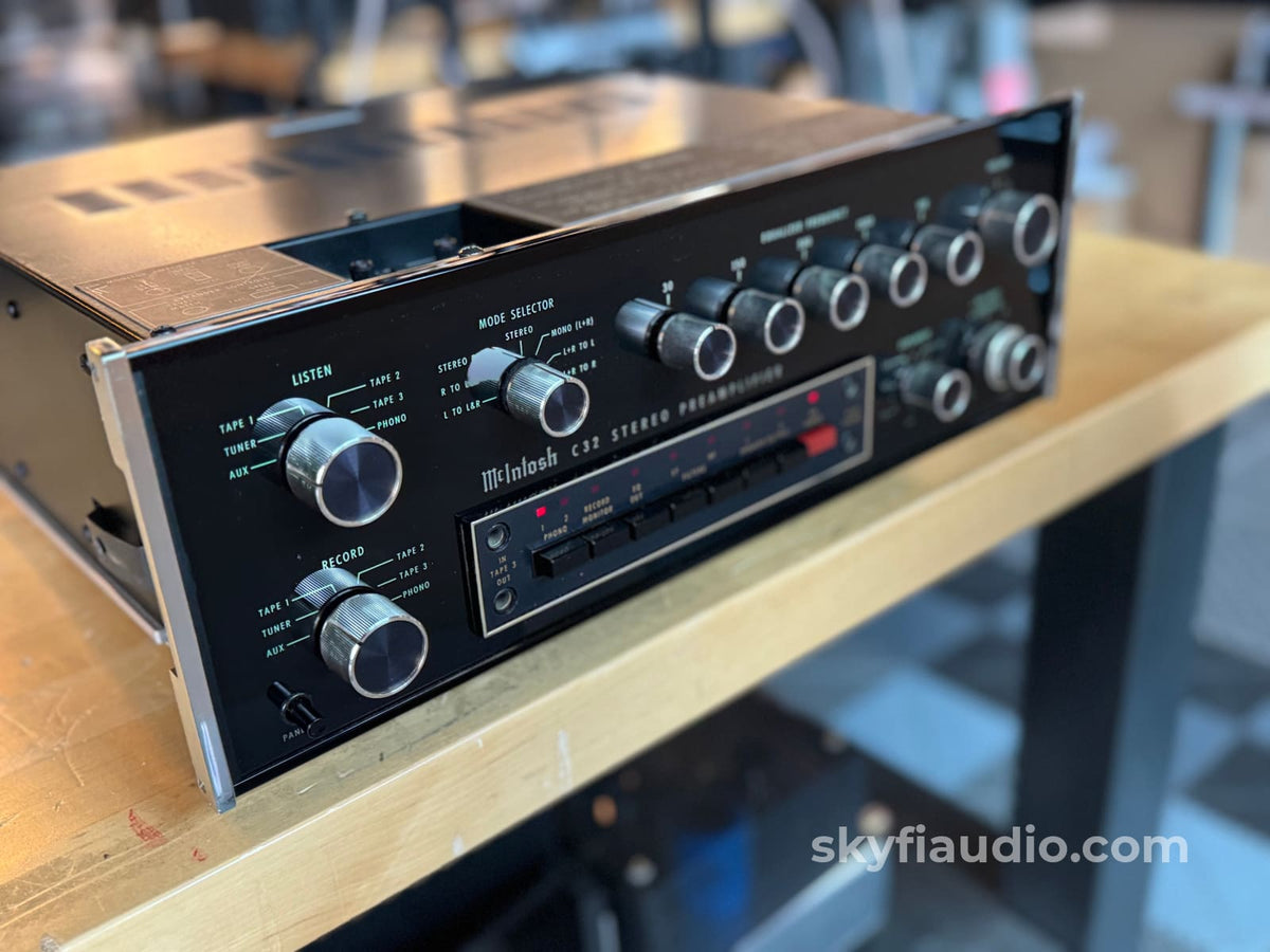 Mcintosh C32 Vintage Preamp With Phone And Eq - Serviced & Upgraded Preamplifier