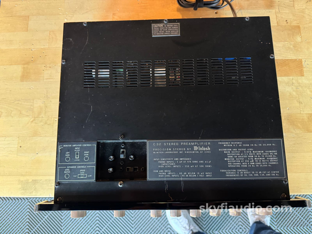 Mcintosh C32 Vintage Preamp With Phone And Eq - Serviced & Upgraded Preamplifier