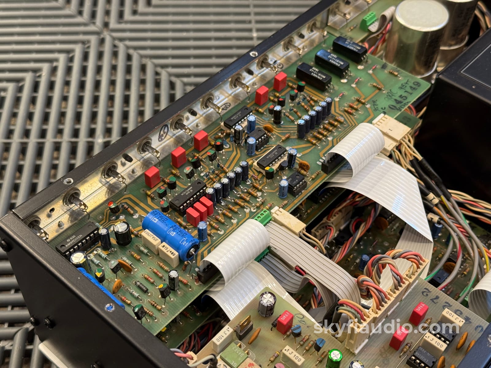 McIntosh C32 Vintage Preamp- SkyFi Overhauled Preamplifier